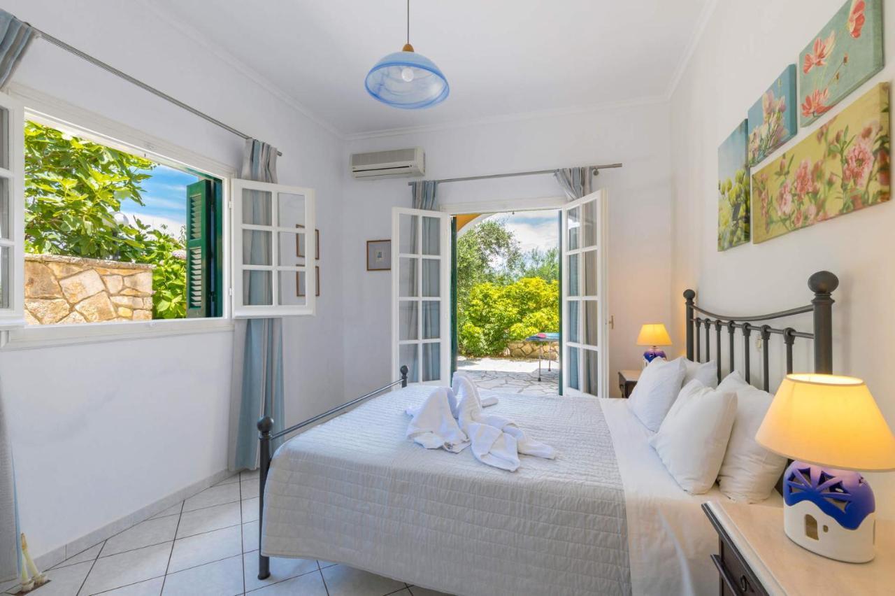 Villa Ftelias By Villa Plus Agios Stefanos  Extérieur photo